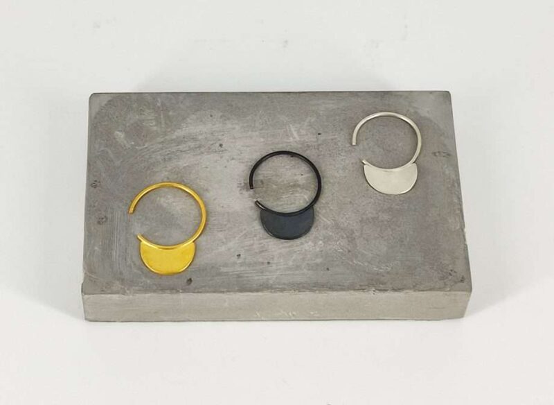 Mini single earrings ημικύκλιο