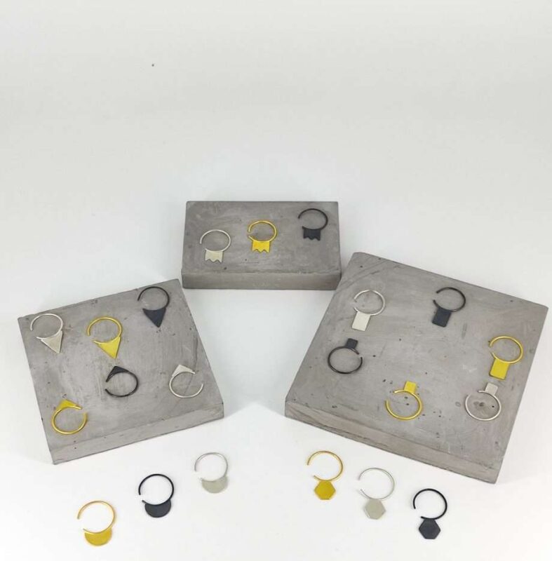 Mini single earrings μικρό παραλληλόγραμμο - Image 2